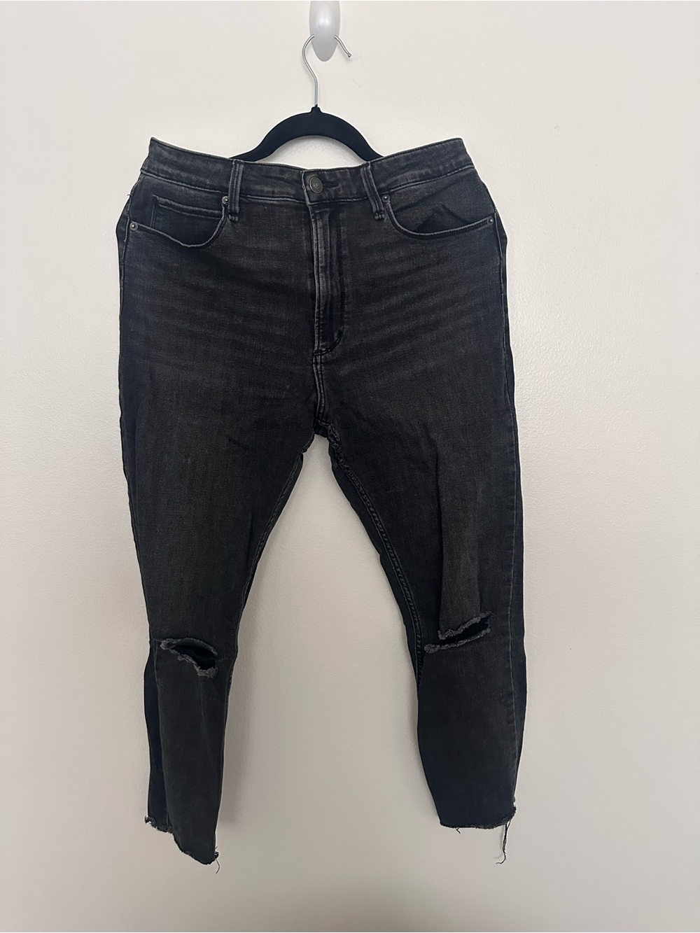 Abercrombie Black Distressed High-Rise Crop Jeans